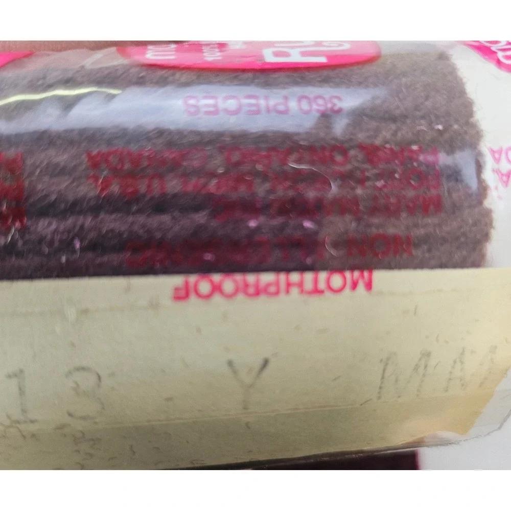 Mary Maxim Rug Yarn Maroon 9 Bundles 100% Orlon Acrylic Latch Hook Pre-Cut vtg